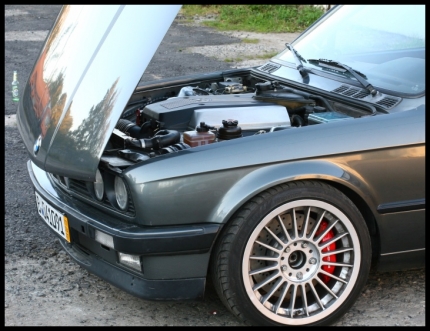 E30 a alternativy motorů