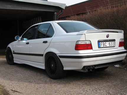 Restaurování vozu BMW Alpina E36 B3