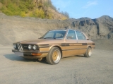 BMW E12 525 Manuál