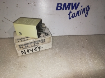 BMW 5 e34  7 e32  8 e31  RELÉ ABS